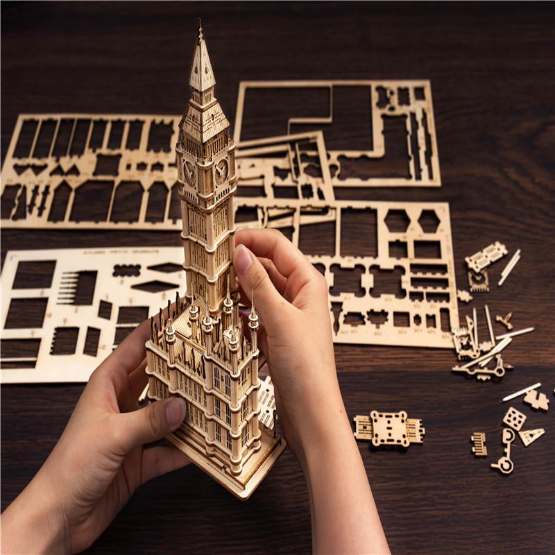 Big Ben construction